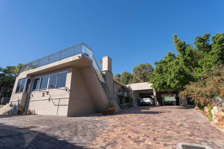 3 Bedroom Property for Sale in Mountainside Western Cape